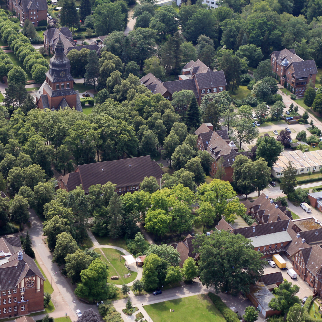 Luftansicht vom Gelände des Evangelischen Johannesstifts.